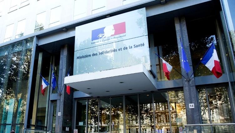 En fin de semaine dernière, la Ligue contre l’obésité a interpellé le ministre Olivier Véran pour regretter que les personnes souffrant d’obésité soient exclues de la procédure d’arrêt de travail simplifiée en ligne mise à place par l’Assurance maladie pour les personnes vulnérables considérées comme « à risque » au regard du Covid-19.