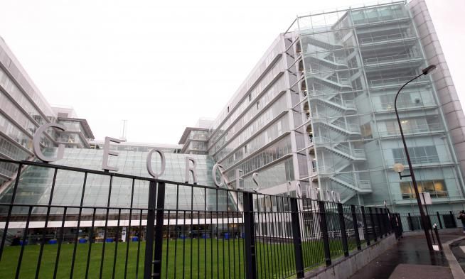 Pour la première fois en France, les données d’une étude menée sur 5 800 patients hospitalisés à Paris montrent que l'obésité est liée à la mortalité chez les personnes atteintes de la Covid-19. Ces résultats illustrent l’extrême fragilité des patients en situation d’obésité face au coronavirus.