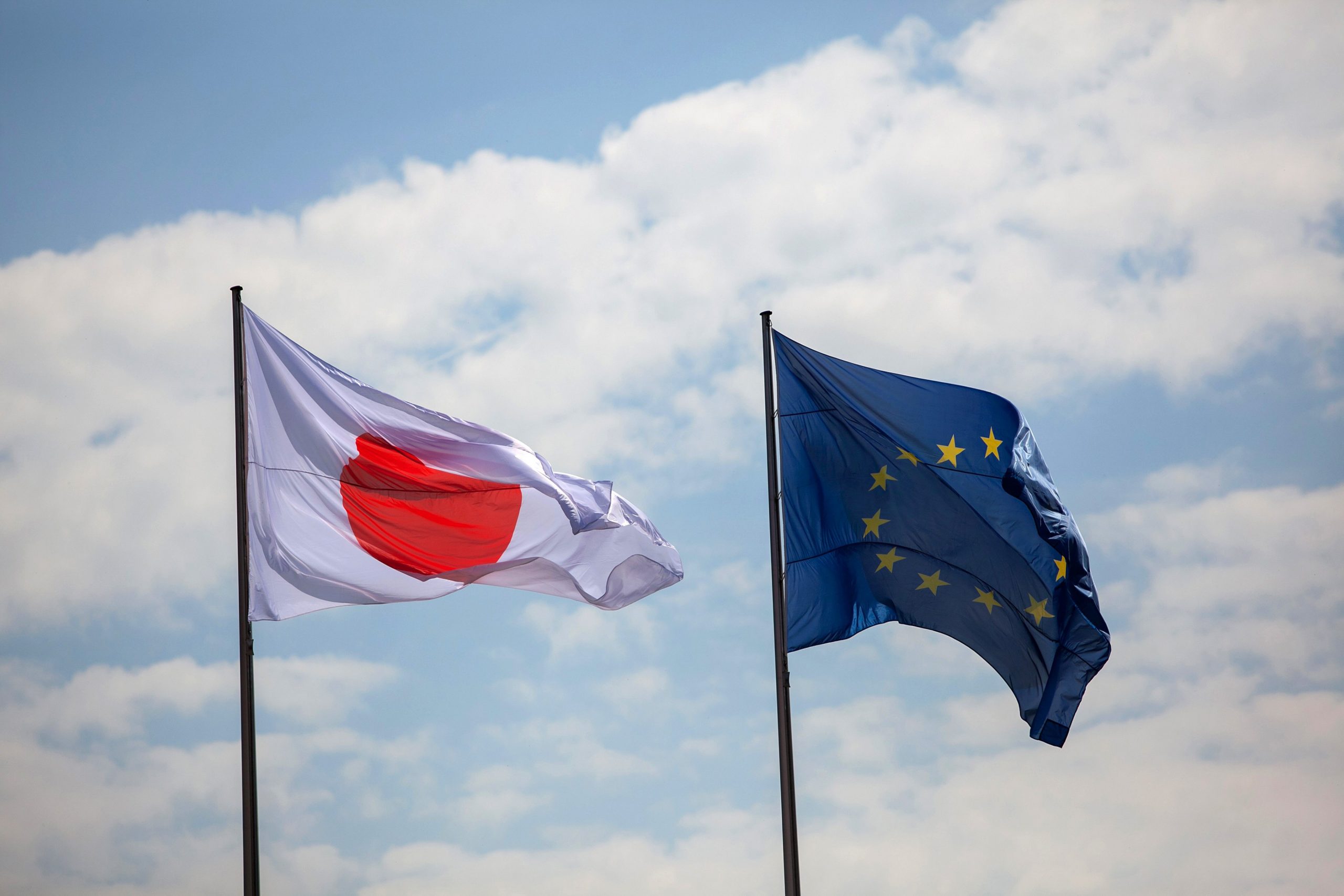 A travers l’héritabilité de 17 traits liés à l’obésité et les affections associées, une étude menée auprès de 19 000 personnes a établi une vue d’ensemble des attributs génétiques de la population japonaise. S’ils estiment que l’héritabilité des traits liés à l’obésité est similaire entre les Européens et les Japonais, ils démontrent que la façon dont ces traits sont liés peuvent être différents.