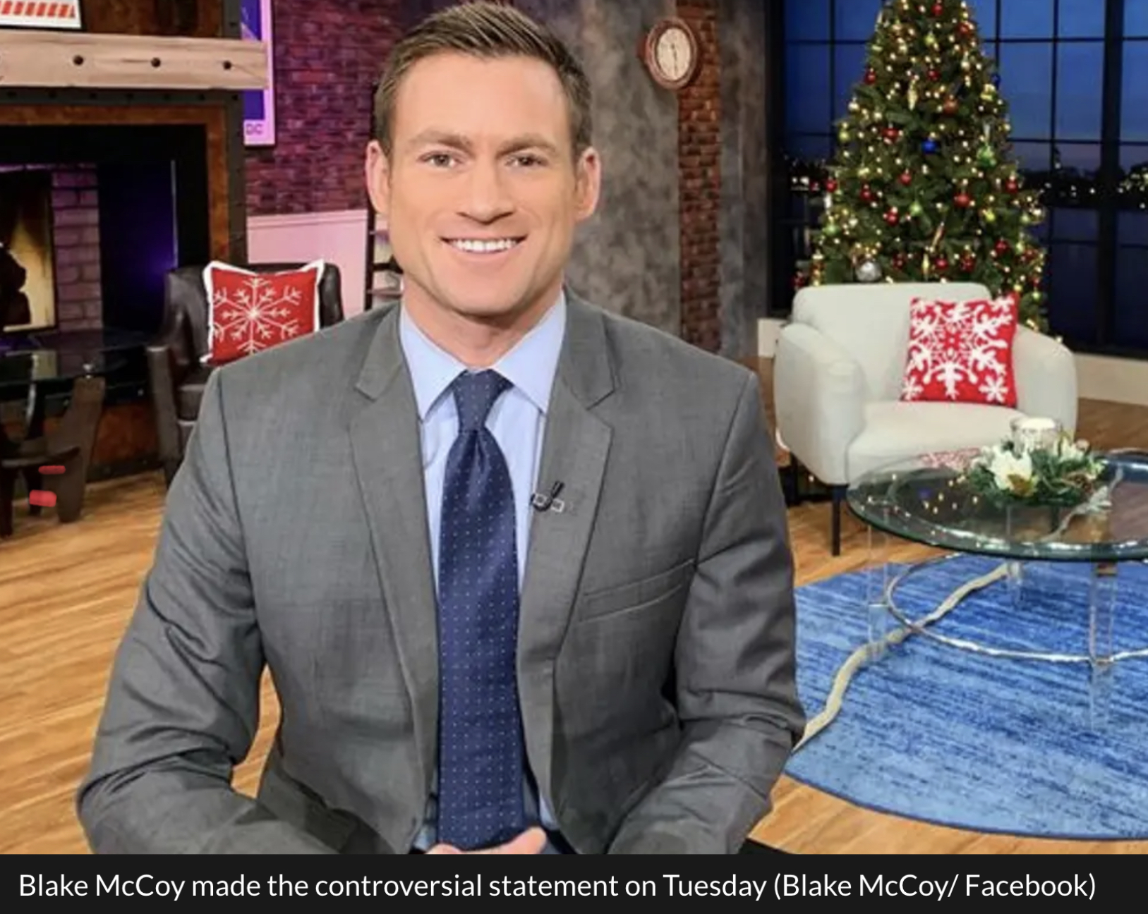 Blake McCoy, qui travaille pour la chaîne d’information Fox 5 à Washington, a été « condamné » par les réseaux sociaux en ligne pour un tweet « blessant et « dégoûtant ». Le présentateur a été retiré de l’antenne par sa hiérarchie après avoir dit qu’il était « ennuyé » que les personnes en situation d’obésité soient priorisées pour le vaccin contre le coronavirus. L’onde choc lui a été fatale.