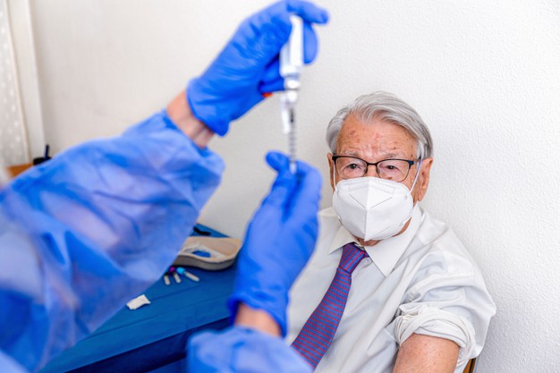 La campagne de vaccination va s’accélérer avec l'ouverture aux aux 65-75 ans atteints de comorbidités, telles que l’obésité, le diabète, etc. Jusqu’ici, seuls les patients en obésité âgées de 50 à 64 ans pouvaient y prétendre. De nouvelles données concernant le vaccin AstraZeneca lèvent une partie des incertitudes. En revanche, une étude italienne montre du scepticisme sur le vaccin Pfizer face à l’obésité.
