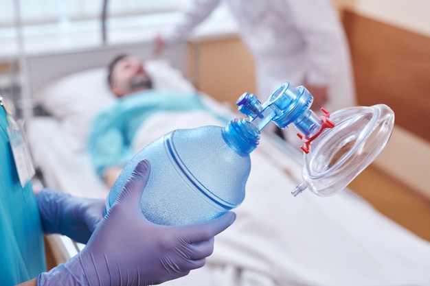 Selon une équipe de chercheurs australiens, 30,8 % des patients hospitalisés atteints de Covid-19 sont en obésité et 34,8% en surpoids. Les données de cette étude multicentrique proviennent de 18 hôpitaux répartis dans onze pays.